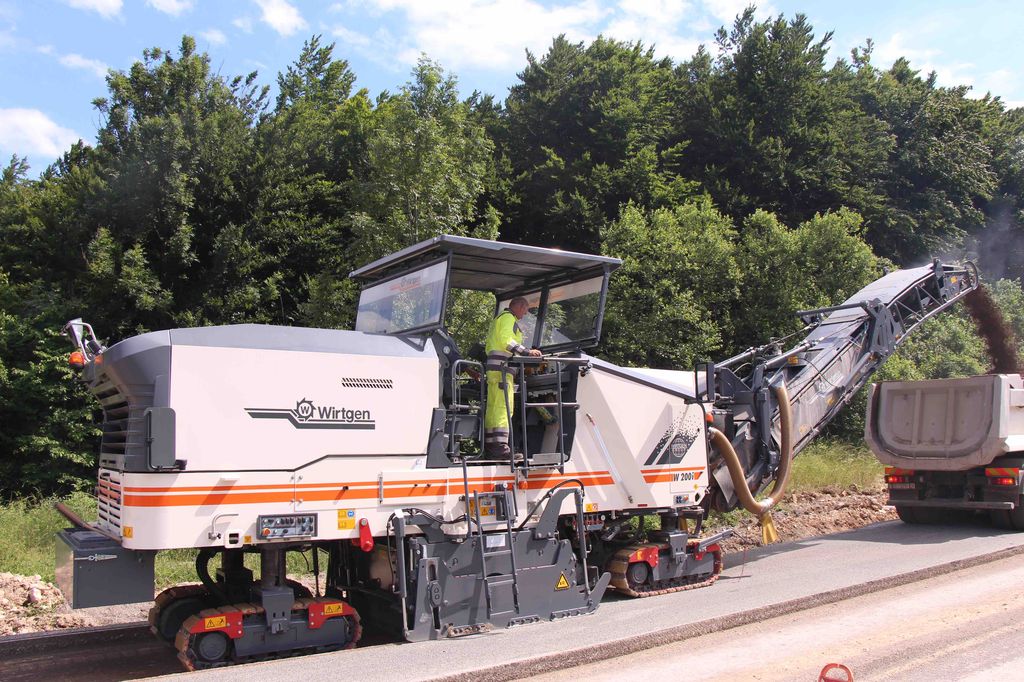 GLODALICA WIRTGEN W 200i