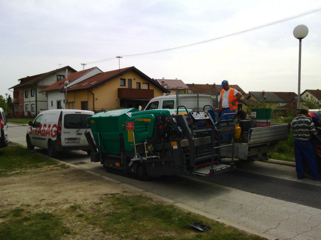 VÖGELE SUPER 800-3i - CESTAR d.o.o. SLAVONSKI BROD