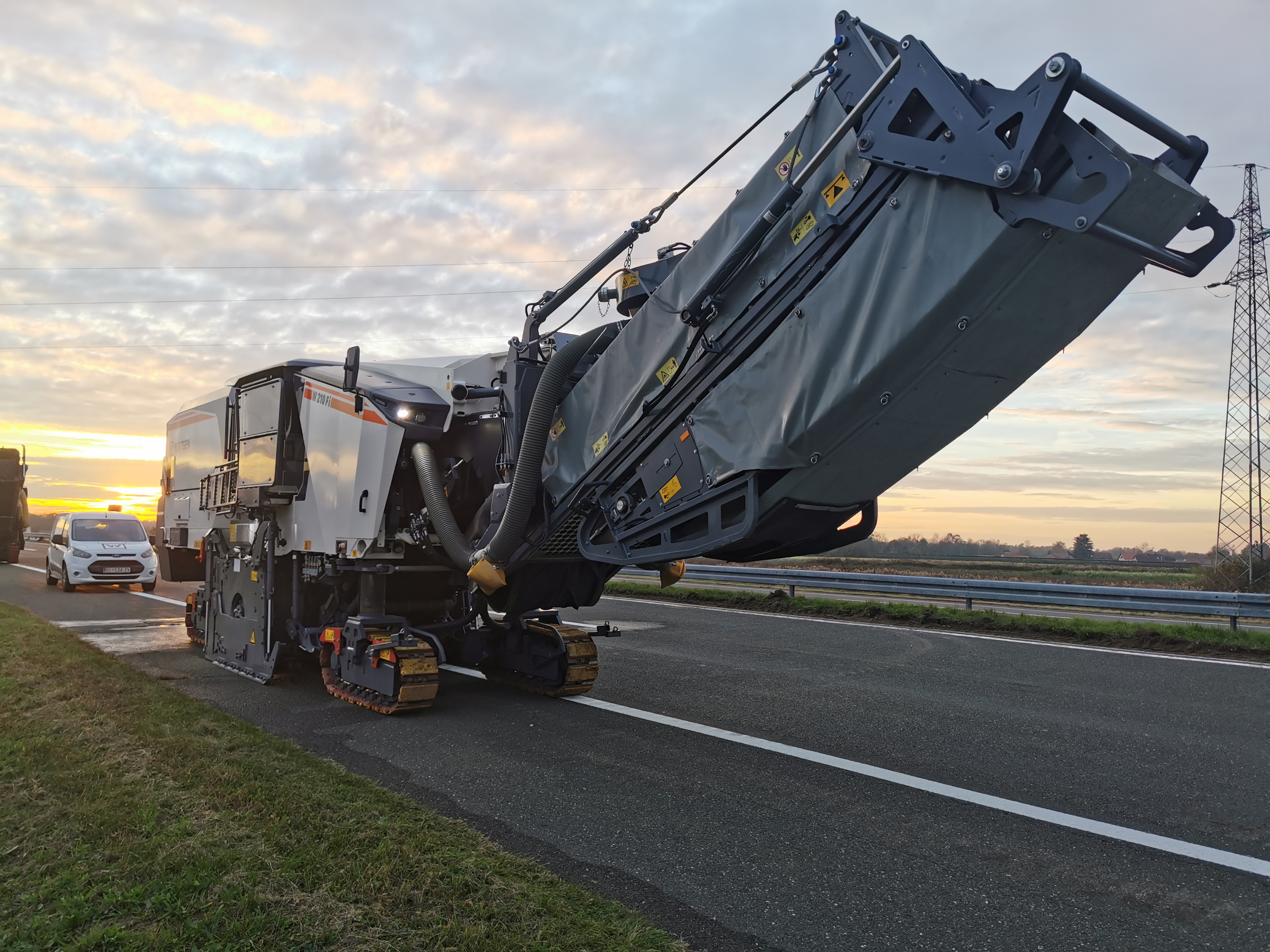 WIRTGEN W 210 Fi