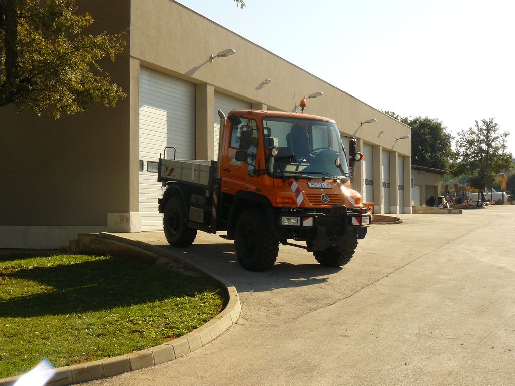 NOVI UNIMOG U 400 - ISTARSKE CESTE d.o.o. PULA